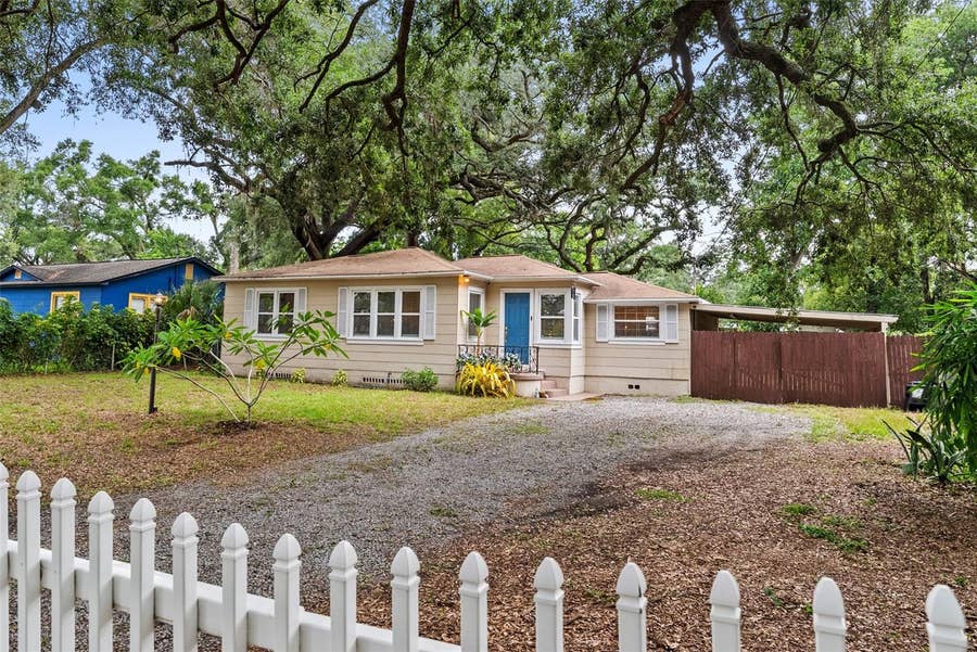 Property photo for 2016 E POWHATAN AVENUE, Tampa, FL