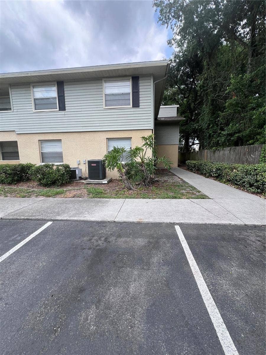 Property photo for 226 THORN TREE PLACE, #226, Brandon, FL