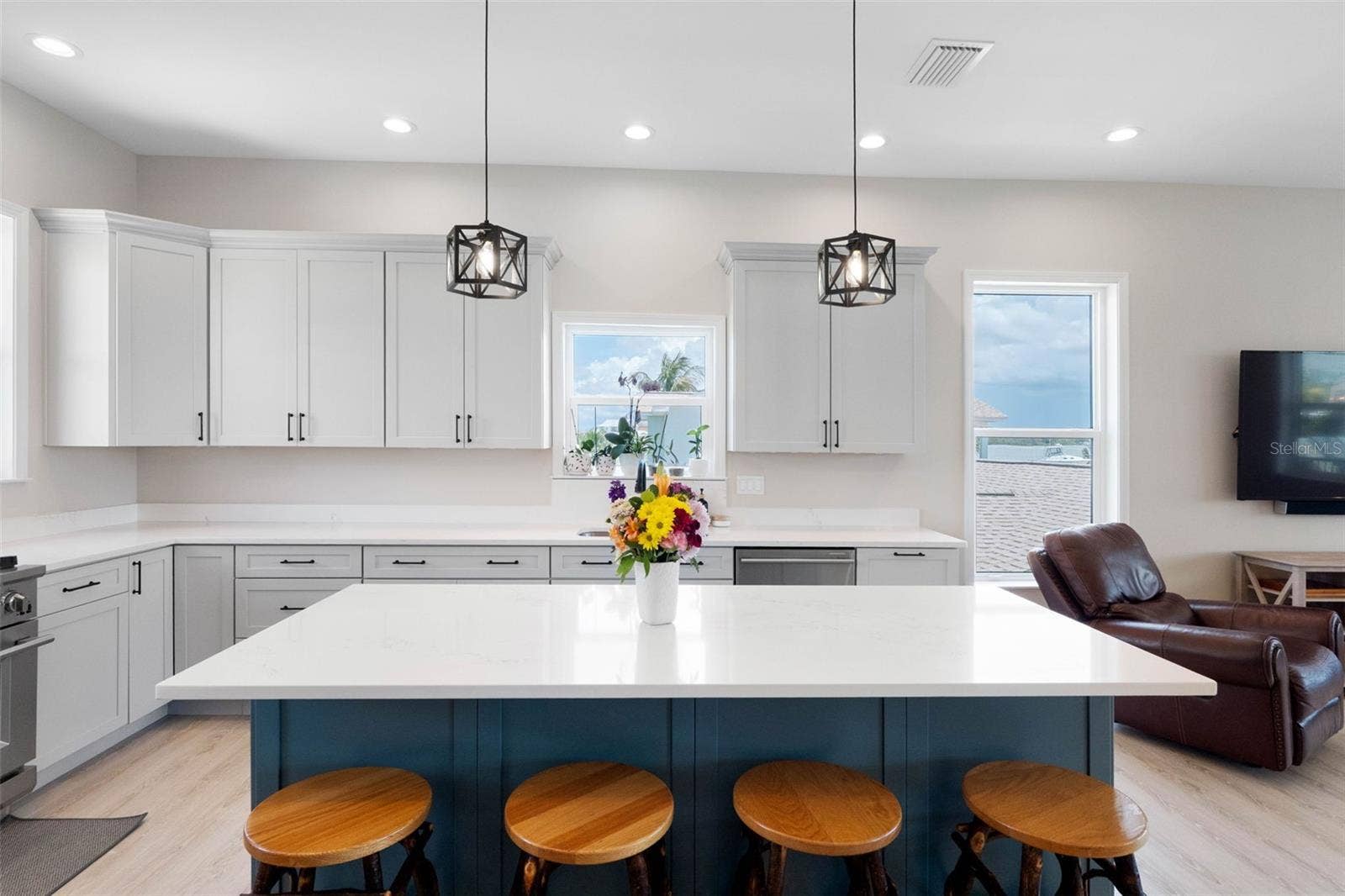 16025 REDINGTON DRIVE, Redington Beach, FL 33708