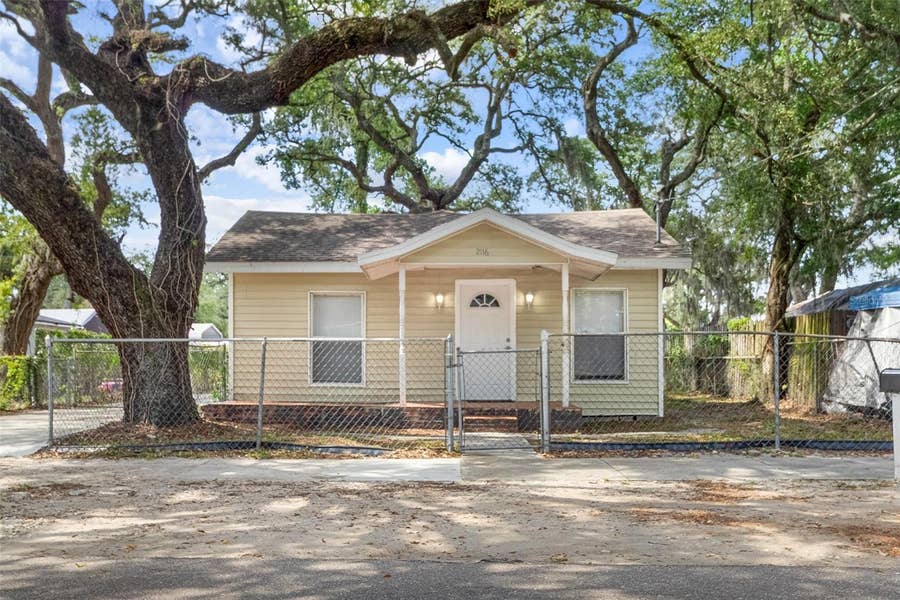 Property photo for 2116 E ELLICOTT STREET, Tampa, FL