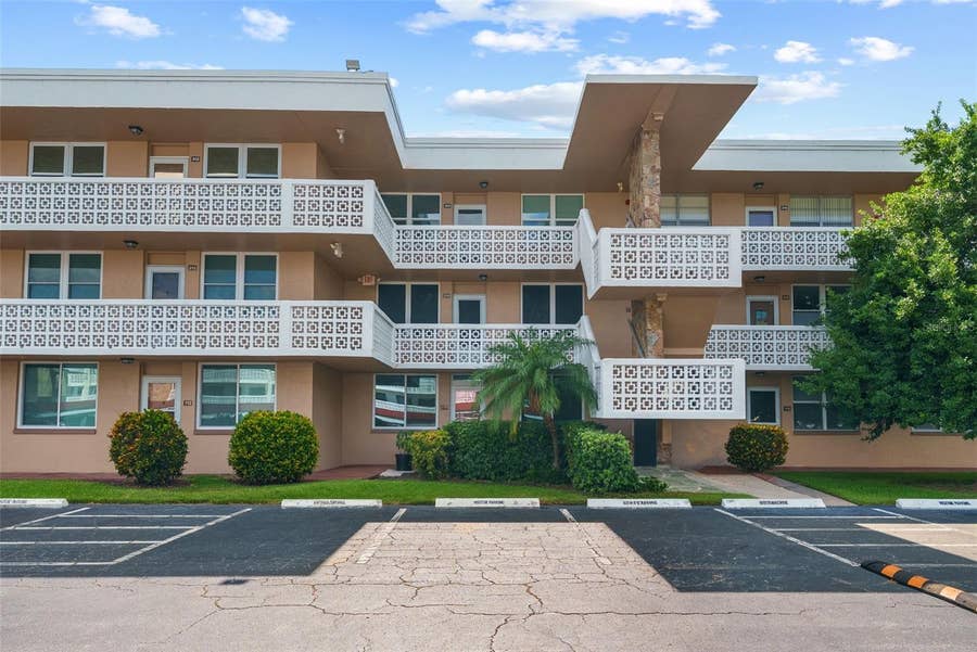 Property photo for 5095 BAY STREET NE, #114, St Petersburg, FL