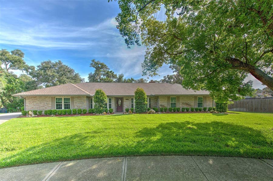 Property photo for 2102 WHITLOCK PLACE, Dover, FL