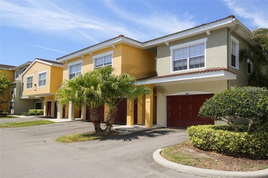 5655 BENTGRASS DRIVE, #9-117, Sarasota, FL 34235 WELCOME HOME!