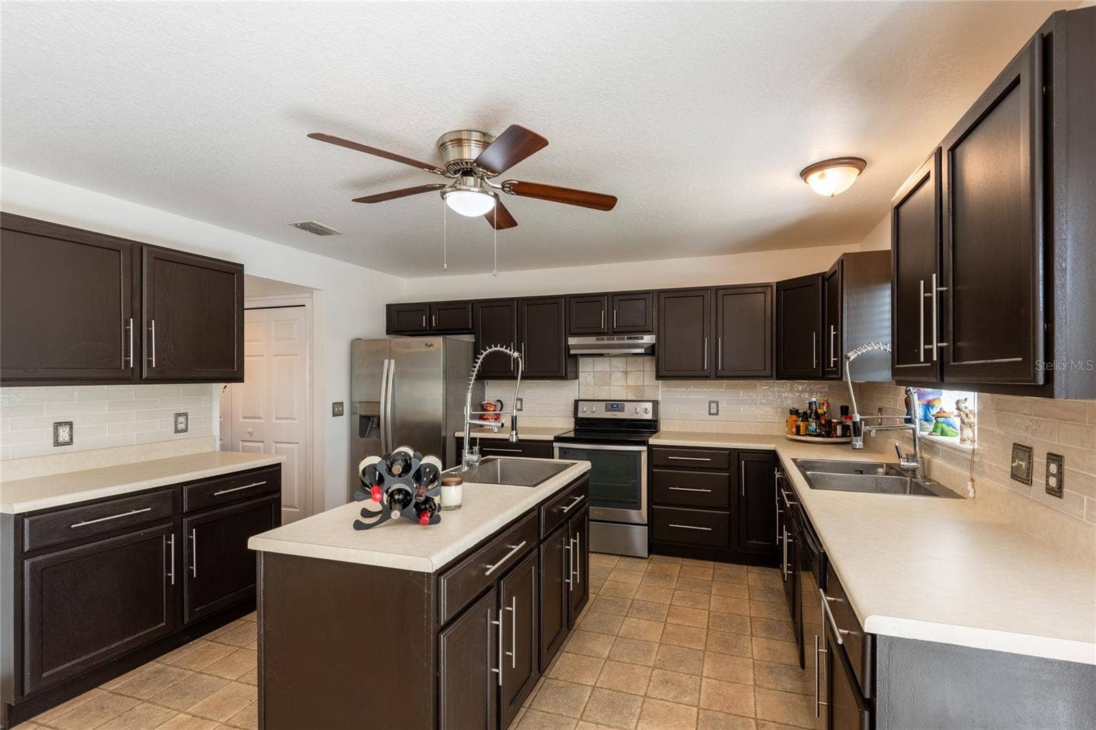 3142 BELLERICAY LANE, Land O Lakes, FL 34638 3142 BELLERICAY LANE, Land O Lakes, FL 34638