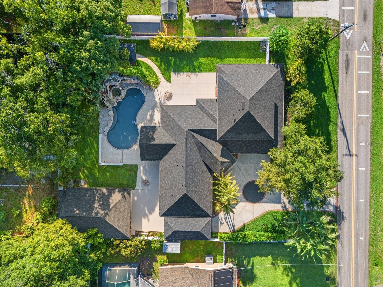 2521 LAKE ELLEN DRIVE, Tampa, FL 33618