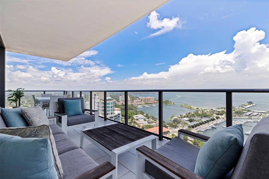 Property photo for 100 1ST AVENUE N, #3405, St Petersburg, FL