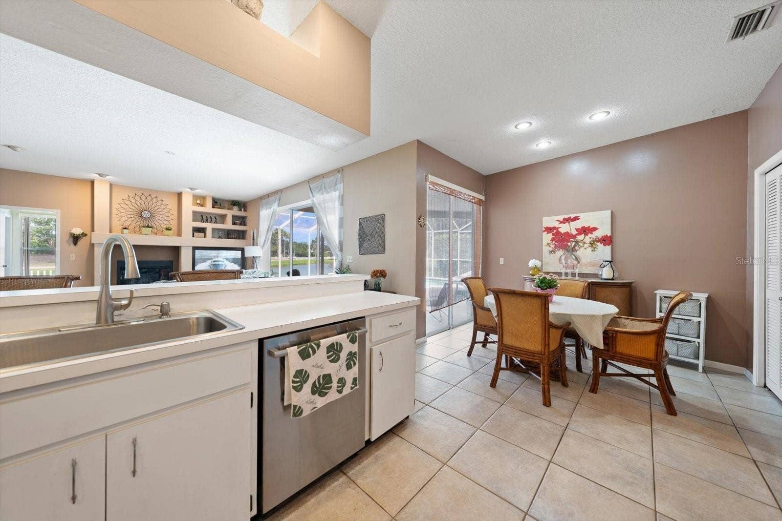 684 SAMANTHA DRIVE, Palm Harbor, FL 34683