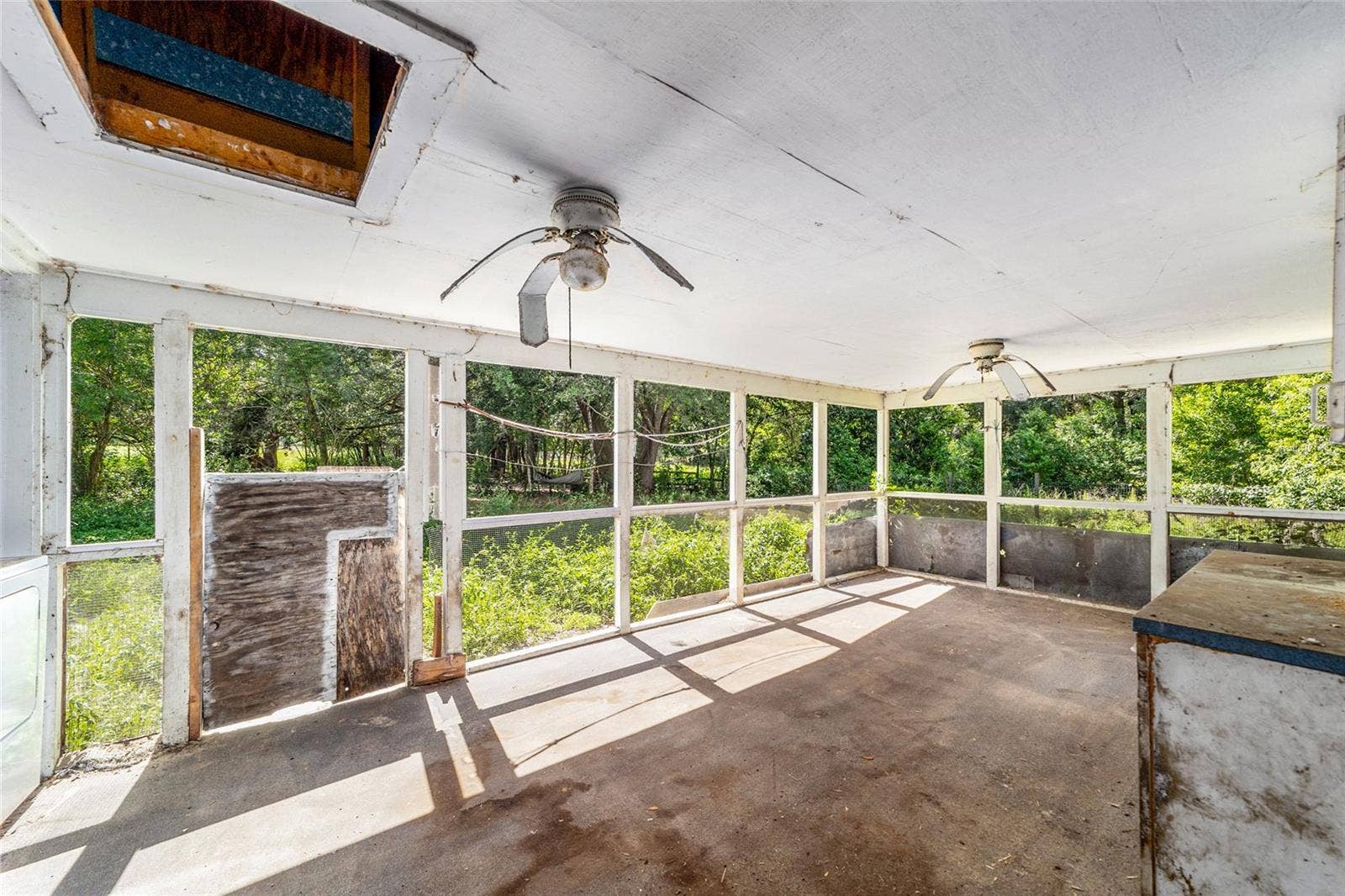 11768 N GATLEN AVENUE, Dunnellon, FL 34433 11768 N GATLEN AVENUE, Dunnellon, FL 34433