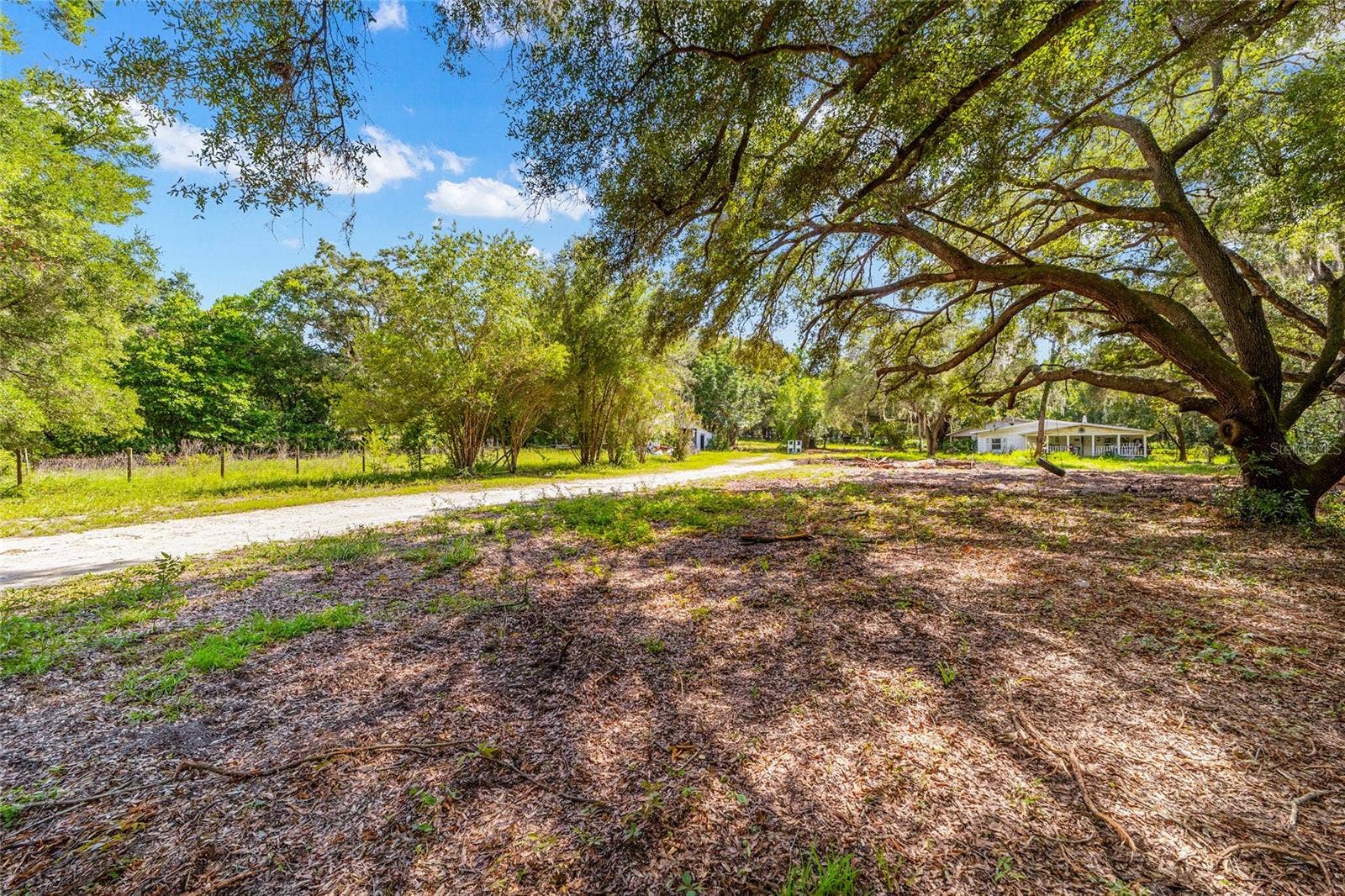 11768 N GATLEN AVENUE, Dunnellon, FL 34433 11768 N GATLEN AVENUE, Dunnellon, FL 34433