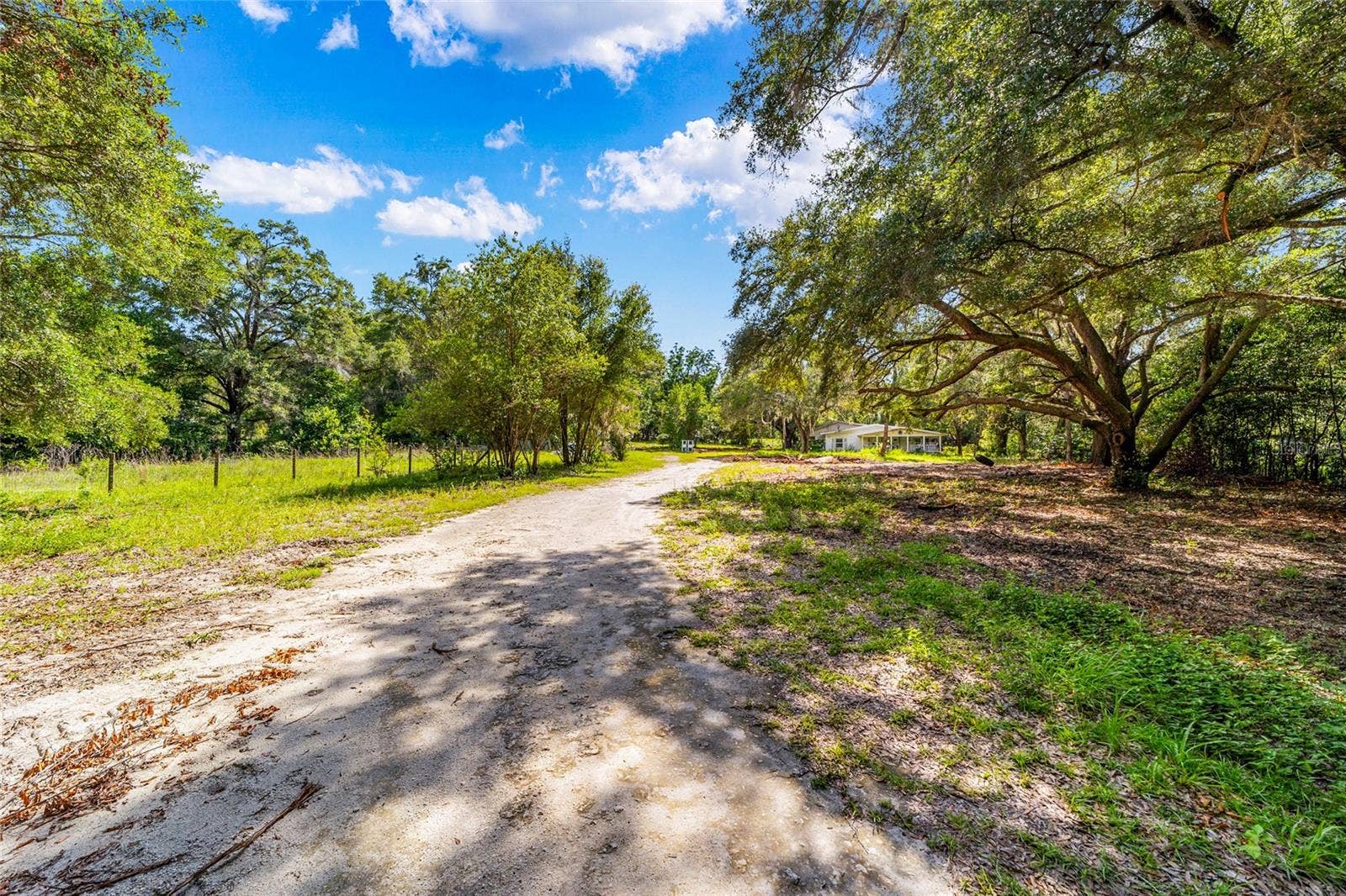 11768 N GATLEN AVENUE, Dunnellon, FL 34433 11768 N GATLEN AVENUE, Dunnellon, FL 34433