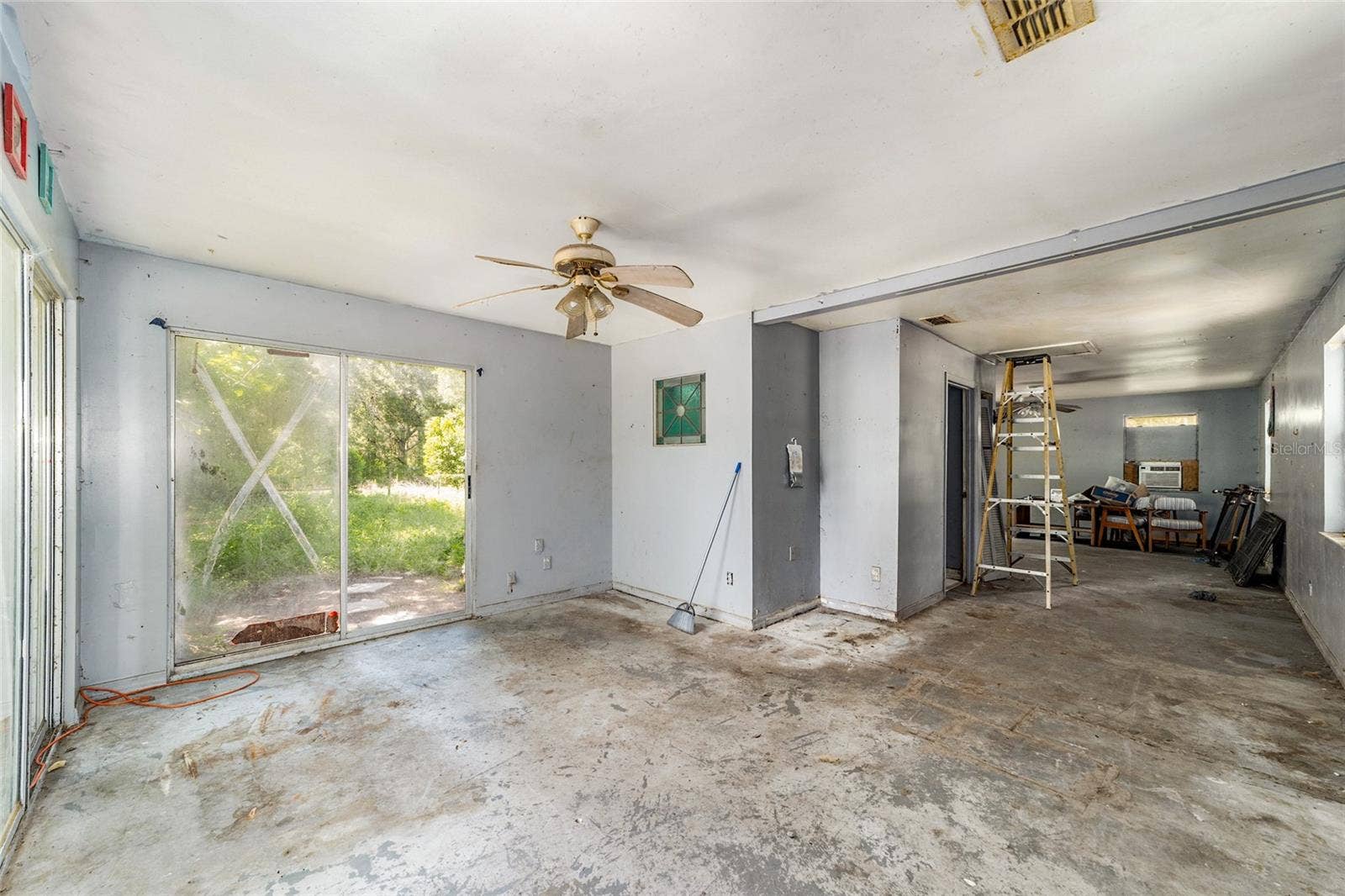 11768 N GATLEN AVENUE, Dunnellon, FL 34433 11768 N GATLEN AVENUE, Dunnellon, FL 34433