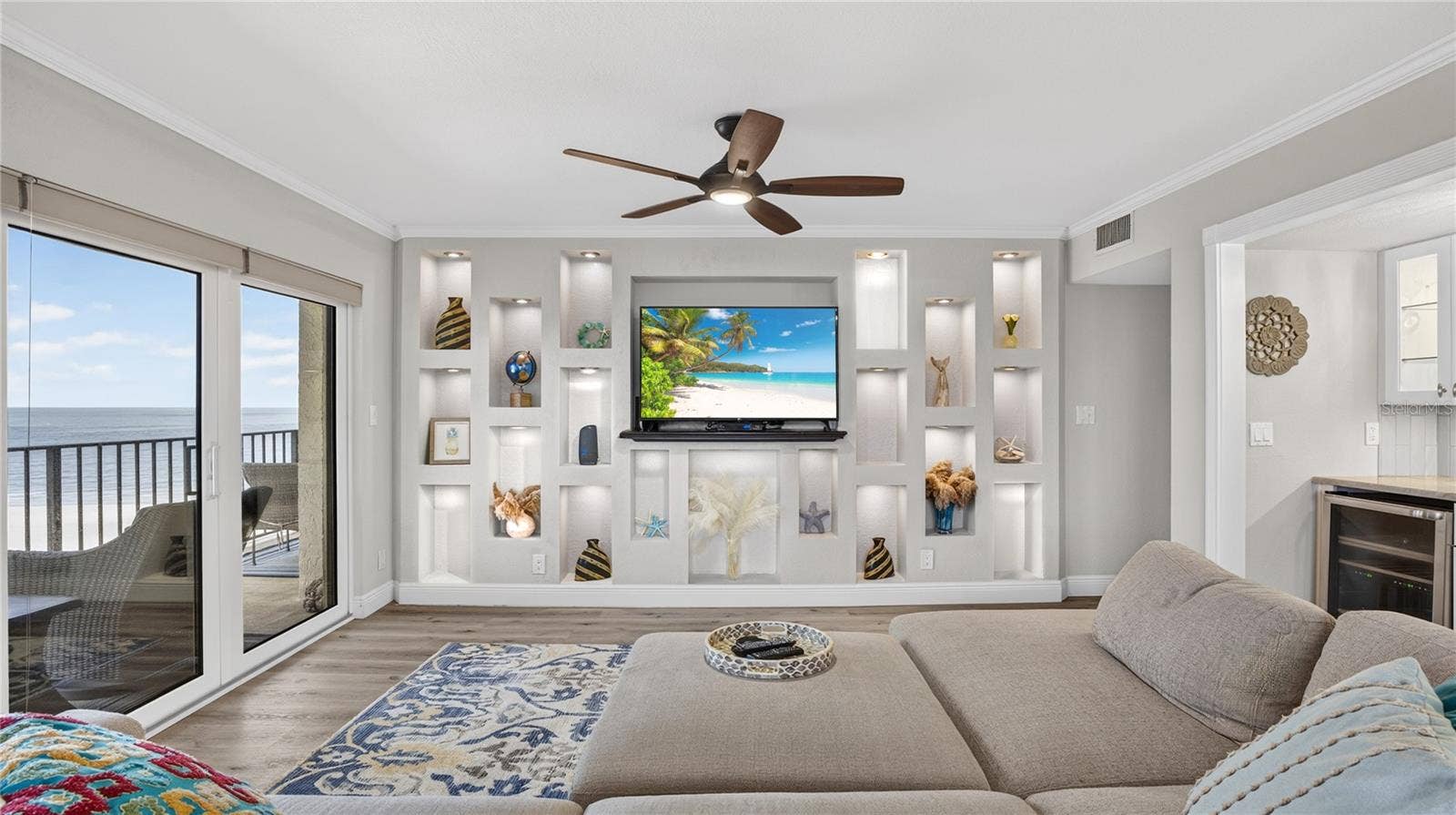 1480 GULF BOULEVARD, #601, Clearwater Beach, FL 33767 living area