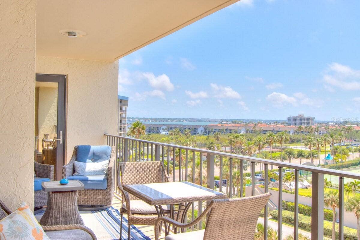 1480 GULF BOULEVARD, #601, Clearwater Beach, FL 33767 private south facing balcony