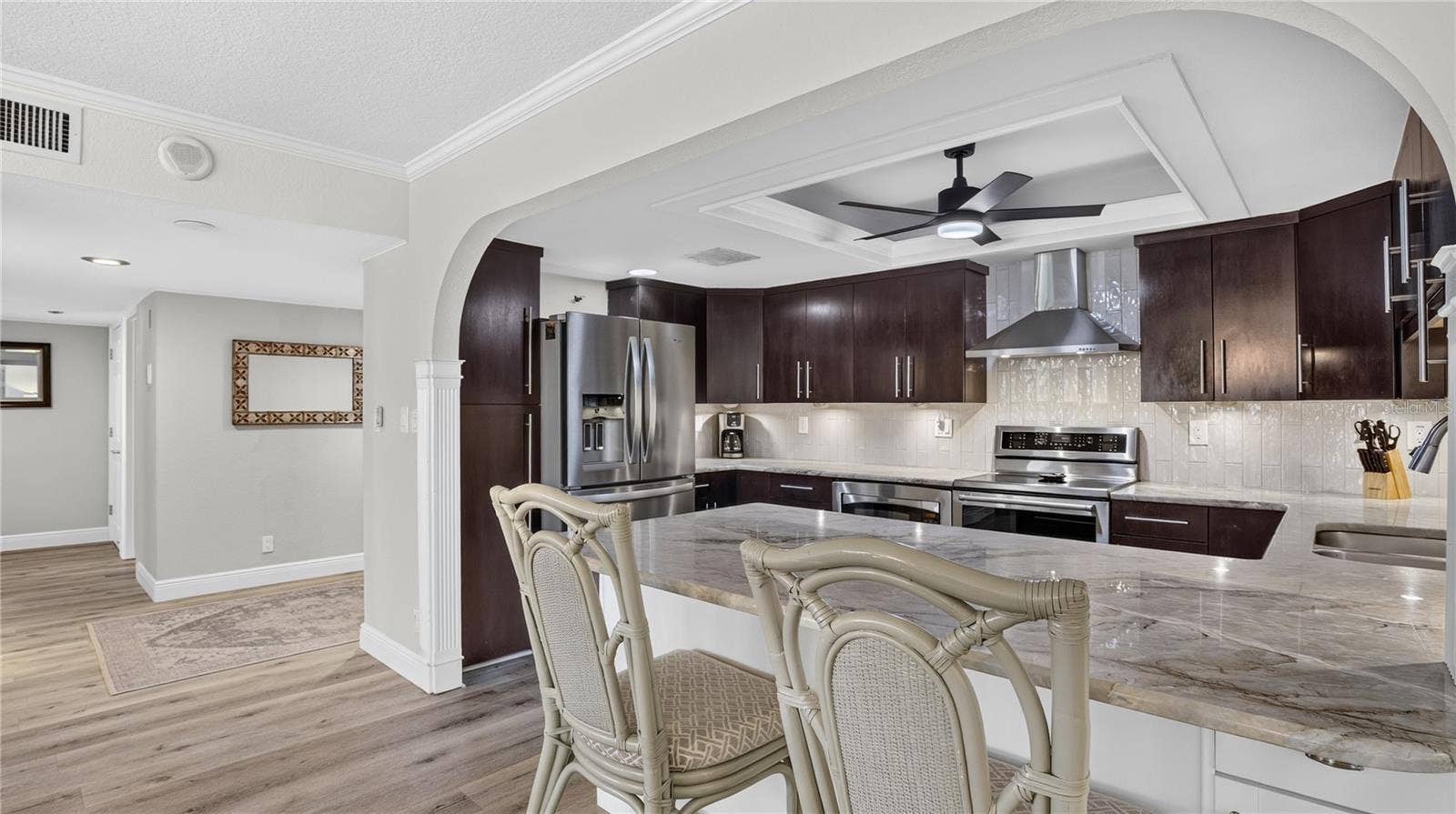 1480 GULF BOULEVARD, #601, Clearwater Beach, FL 33767 kitchen