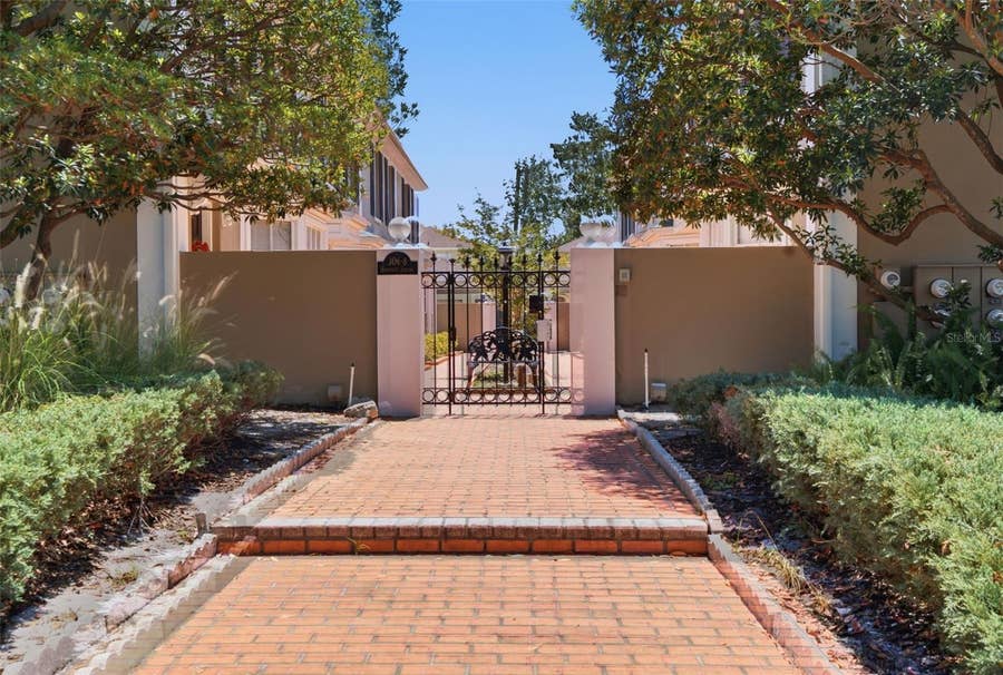 Property photo for 308 S BUNGALOW PARK AVENUE, #D, Tampa, FL