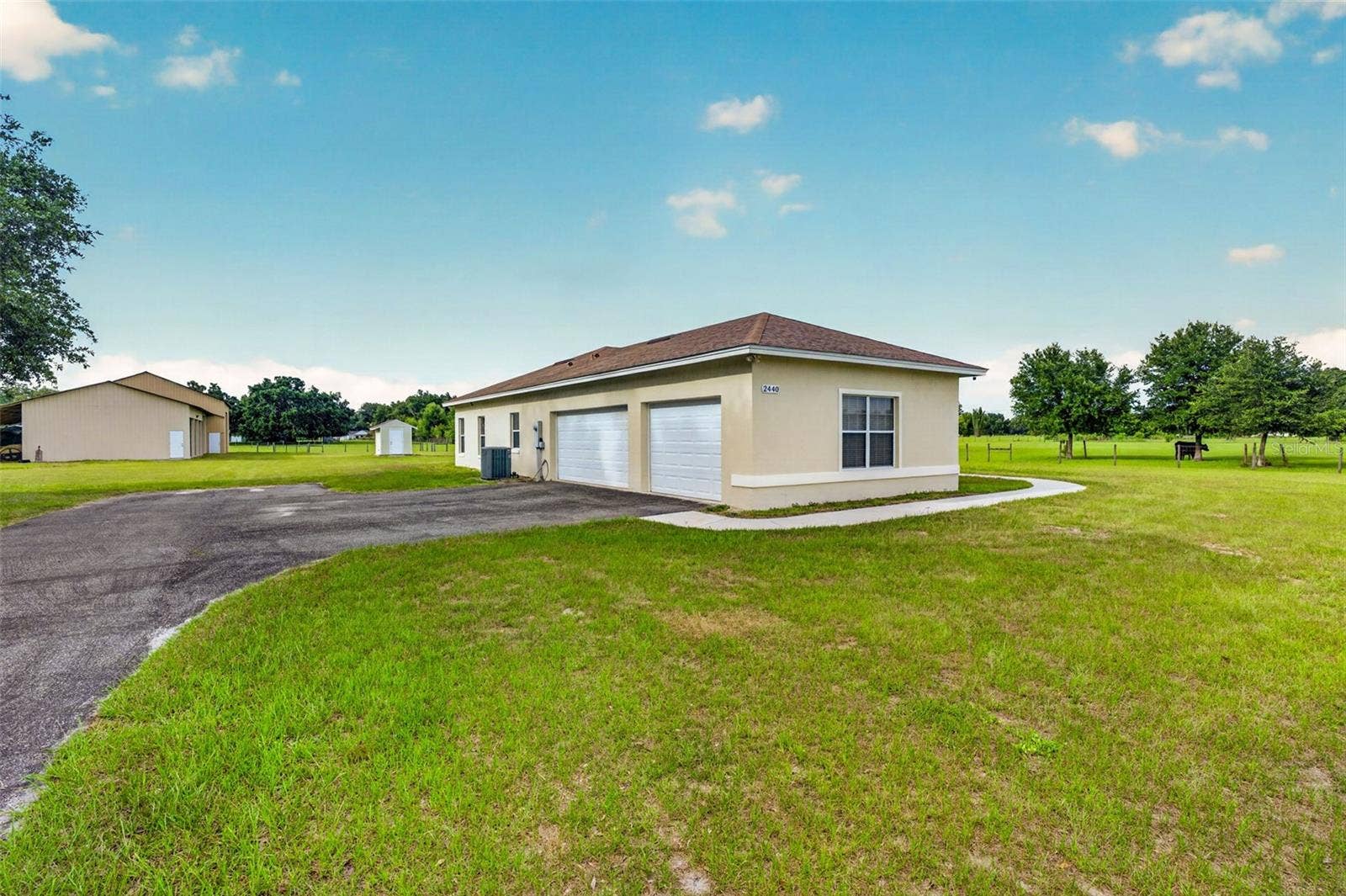 2440 CR 546, Bushnell, FL 33513 2440 CR 546, Bushnell, FL 33513
