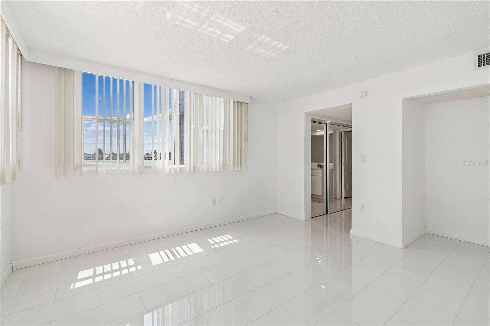 450 TREASURE ISLAND CAUSEWAY, #106, Treasure Island, FL 33706 450 TREASURE ISLAND CAUSEWAY, #106, Treasure Island, FL 33706