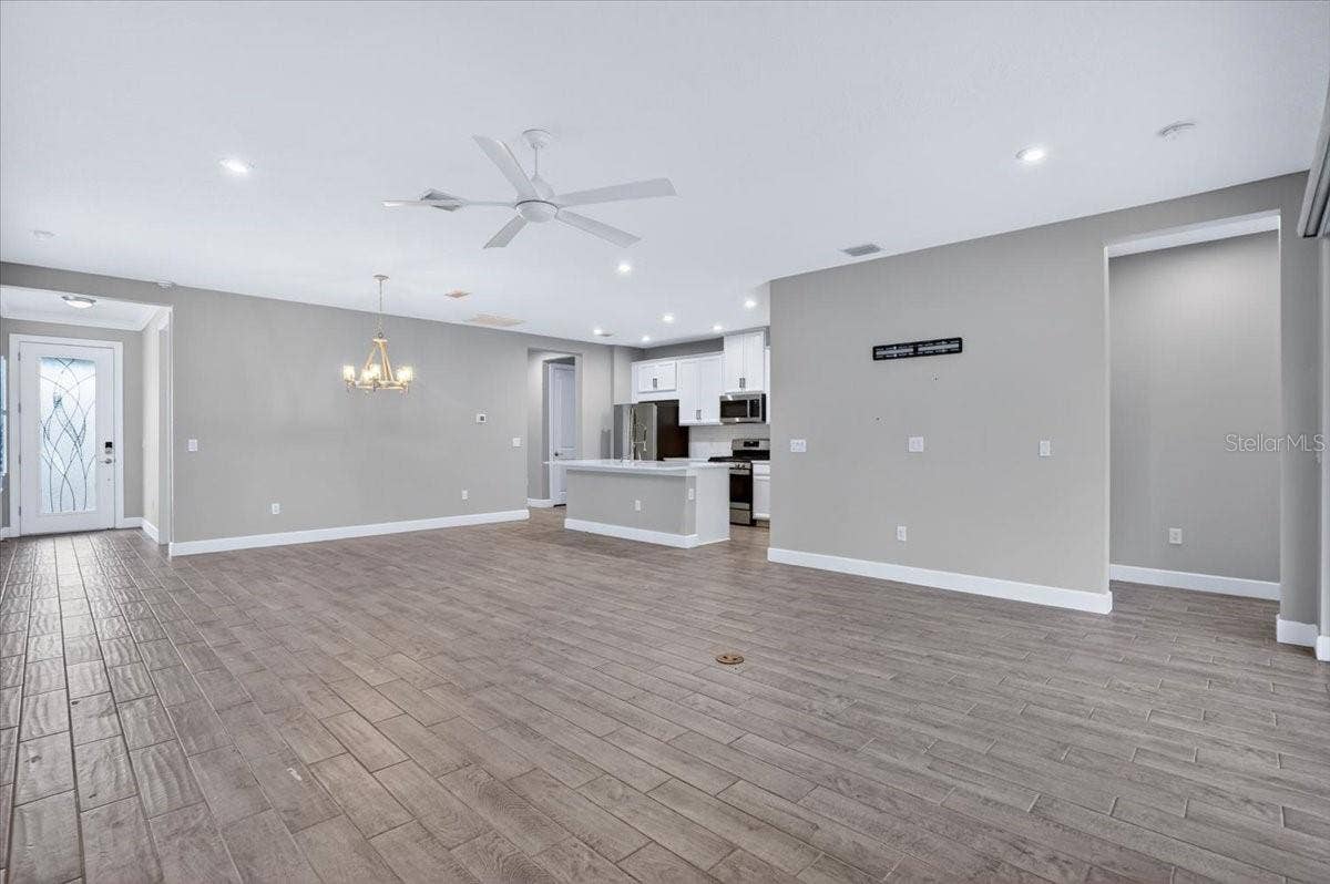 4642 CRESTPOINT WAY, Palmetto, FL 34221 4642 CRESTPOINT WAY, Palmetto, FL 34221