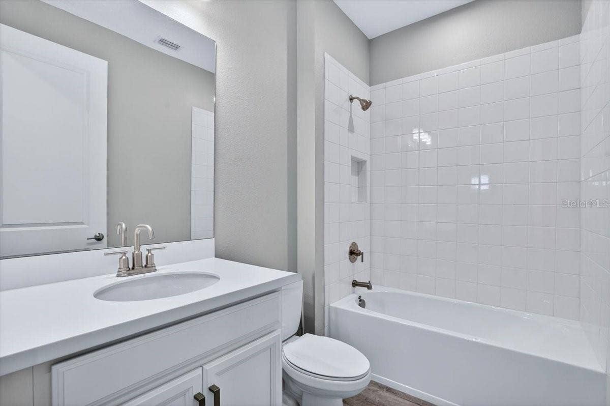 4642 CRESTPOINT WAY, Palmetto, FL 34221 4642 CRESTPOINT WAY, Palmetto, FL 34221