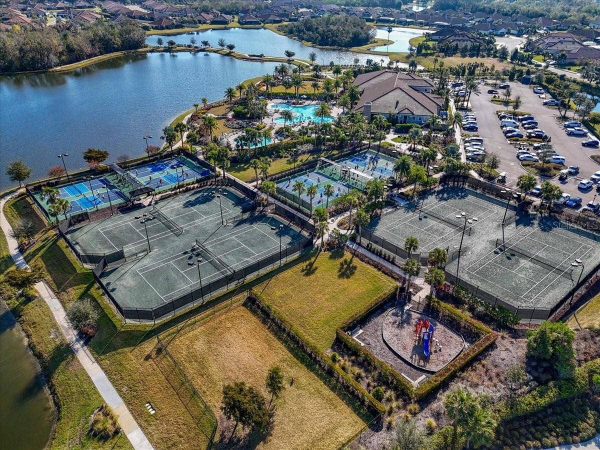 4642 CRESTPOINT WAY, Palmetto, FL 34221 4642 CRESTPOINT WAY, Palmetto, FL 34221