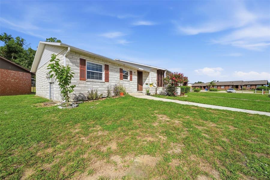 Property photo for 10310 BLUE FIELD CT, Thonotosassa, FL