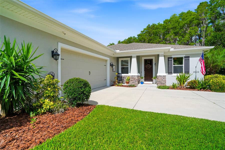 Property photo for 16622 LAKESHORE ROAD, Tampa, FL