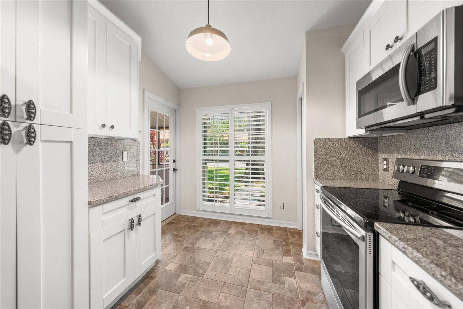 2069 LAKEVIEW DRIVE, Clearwater, FL 33763