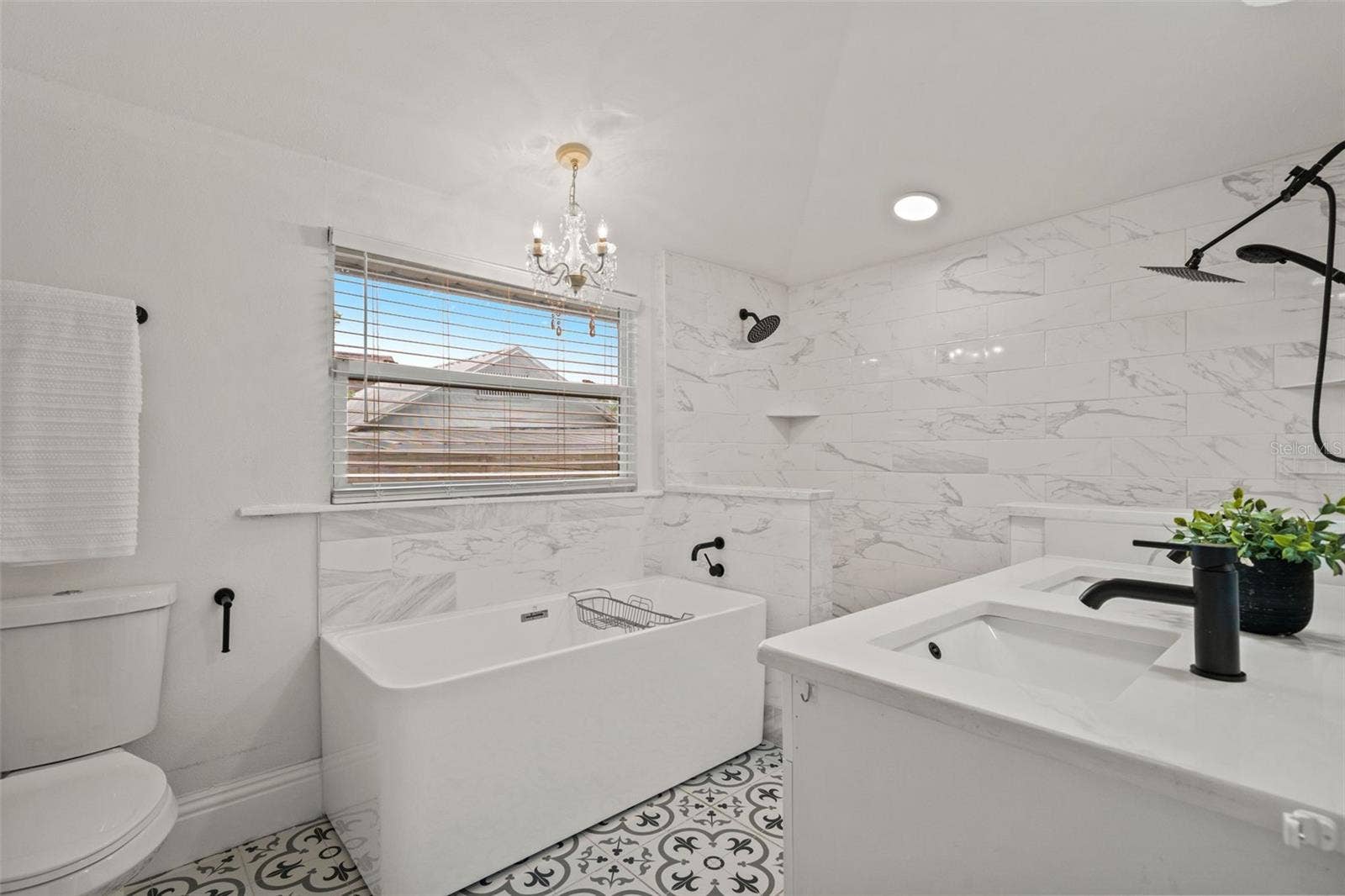 102 W NORTH STREET, Tampa, FL 33604 102 W NORTH STREET, Tampa, FL 33604
