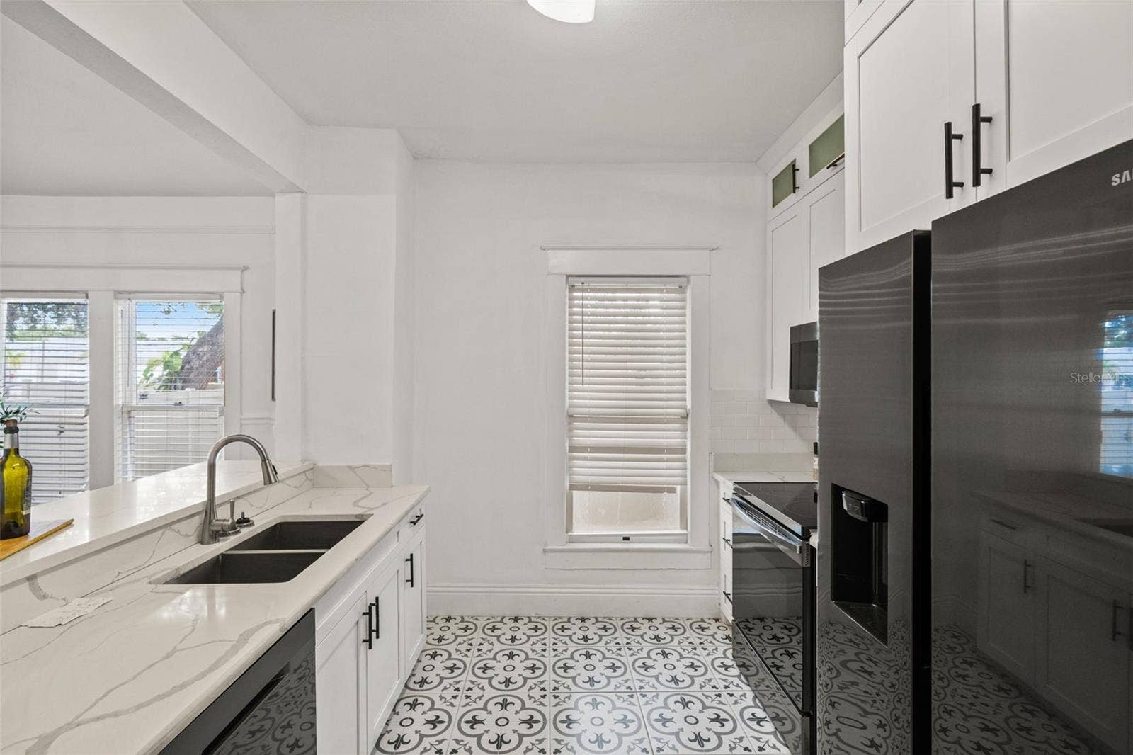 102 W NORTH STREET, Tampa, FL 33604 102 W NORTH STREET, Tampa, FL 33604