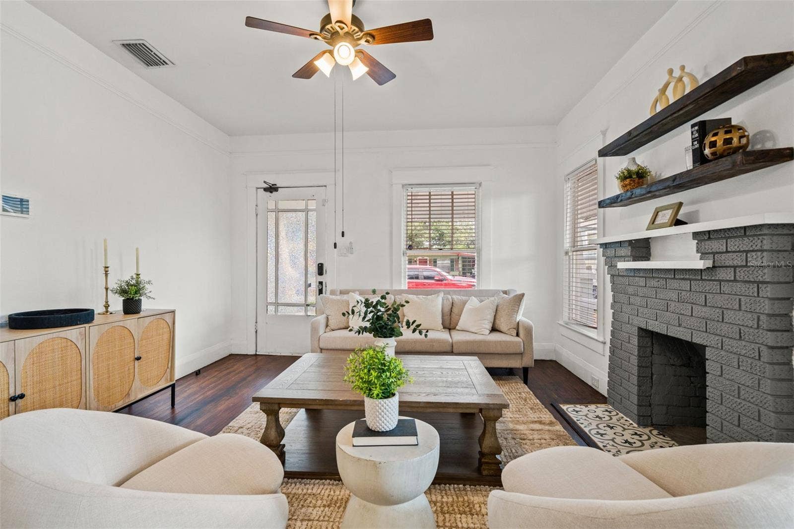 102 W NORTH STREET, Tampa, FL 33604 102 W NORTH STREET, Tampa, FL 33604
