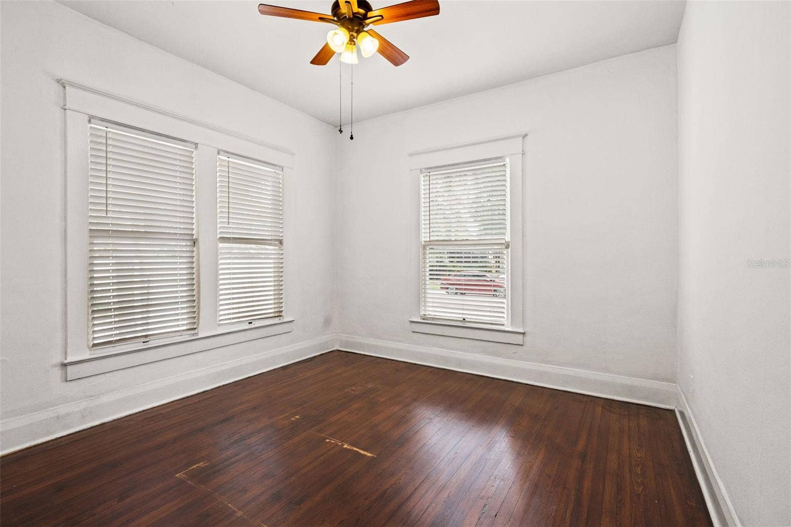 102 W NORTH STREET, Tampa, FL 33604 102 W NORTH STREET, Tampa, FL 33604