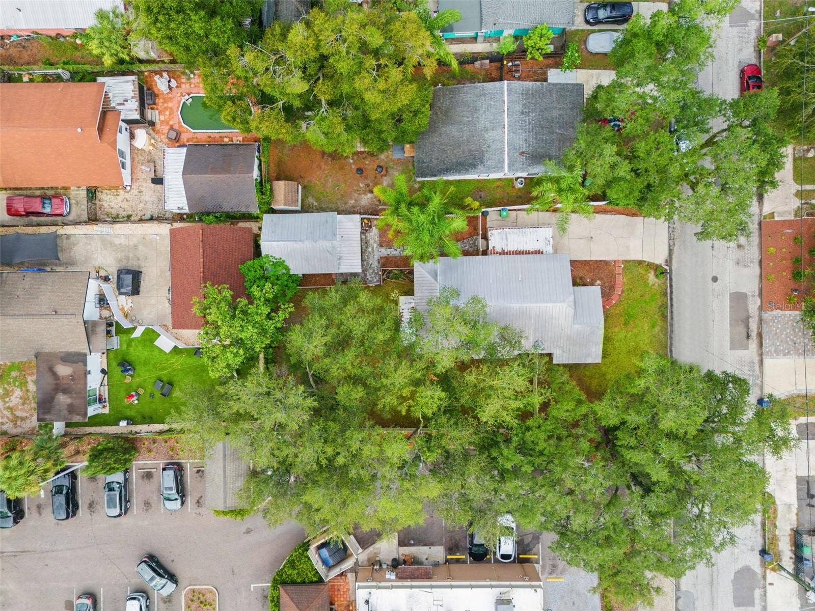 102 W NORTH STREET, Tampa, FL 33604 102 W NORTH STREET, Tampa, FL 33604