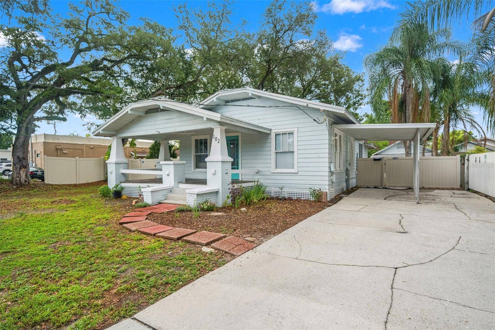102 W NORTH STREET, Tampa, FL 33604 102 W NORTH STREET, Tampa, FL 33604