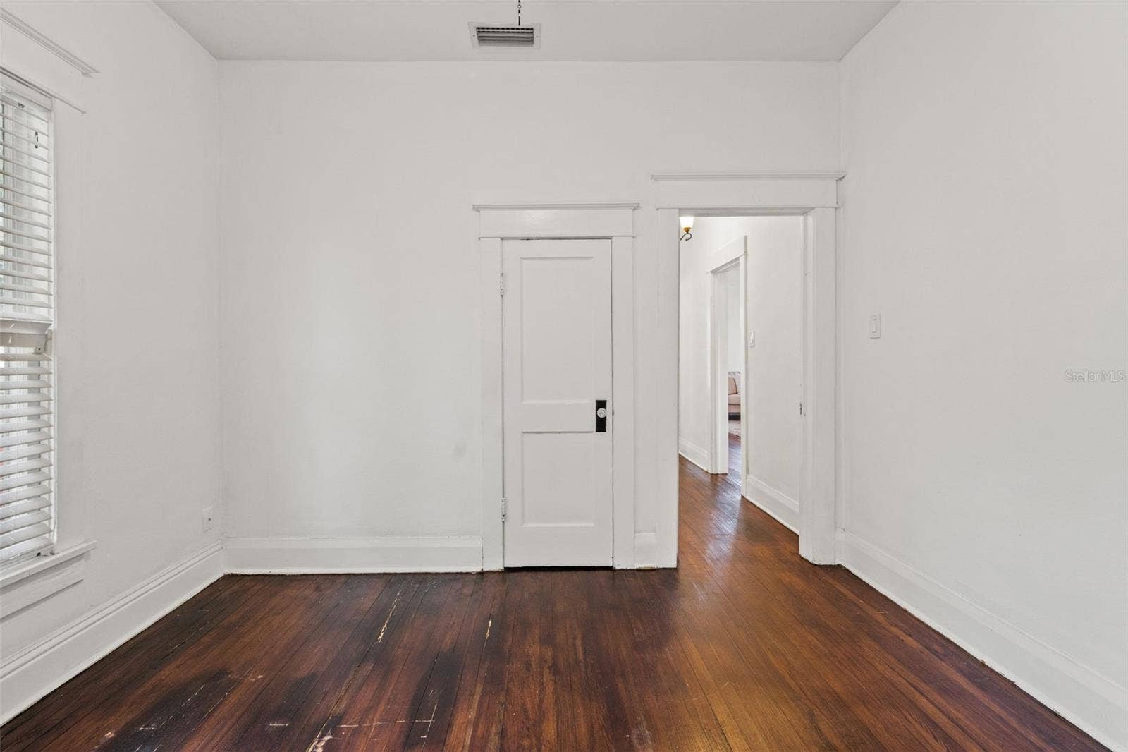 102 W NORTH STREET, Tampa, FL 33604 102 W NORTH STREET, Tampa, FL 33604