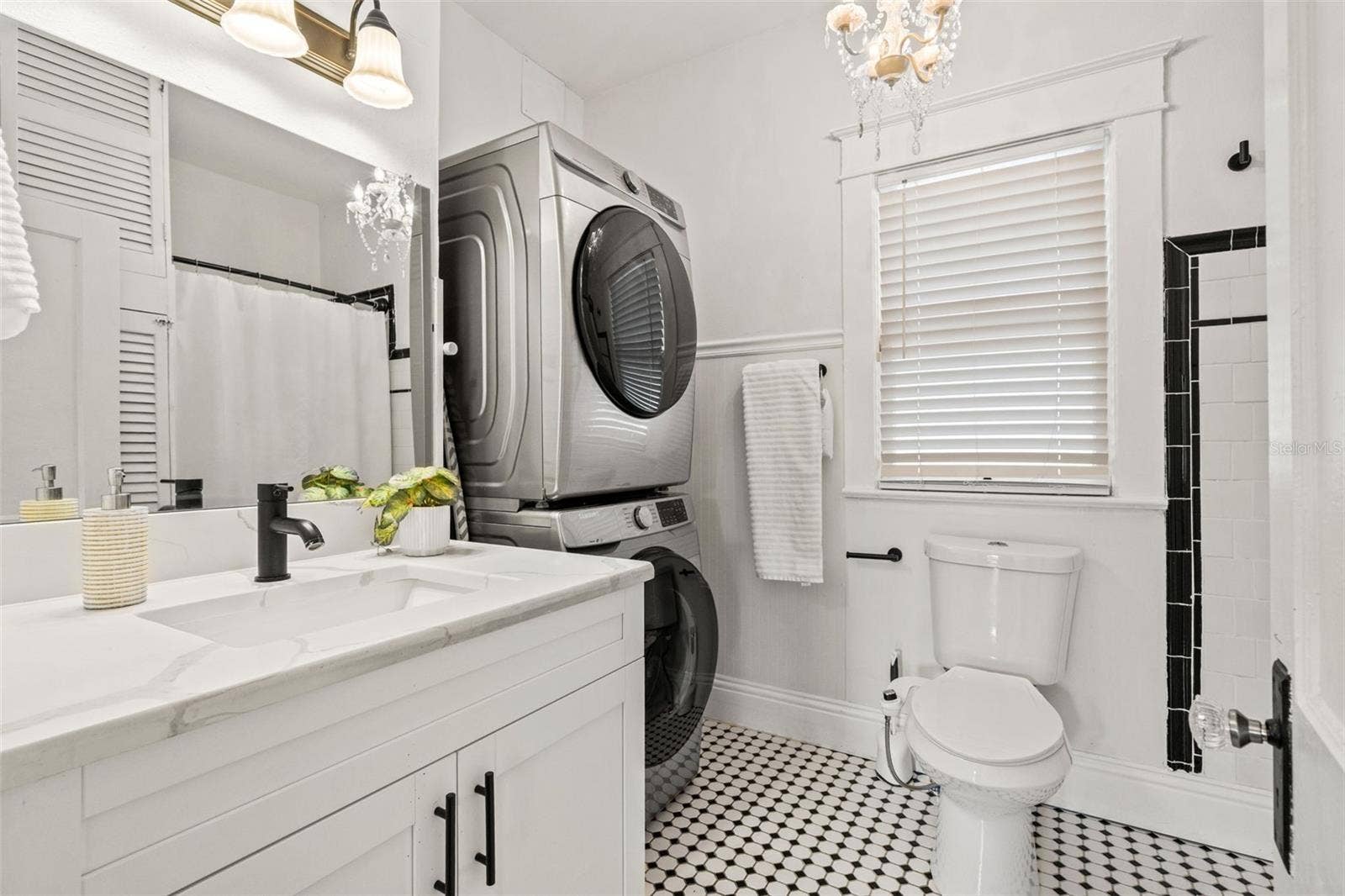 102 W NORTH STREET, Tampa, FL 33604 102 W NORTH STREET, Tampa, FL 33604