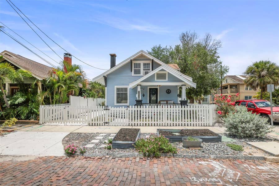 Property photo for 634 6TH STREET N, St Petersburg, FL