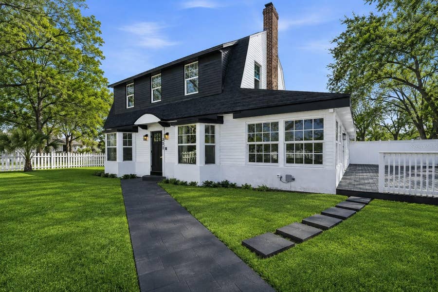 Property photo for 301 81ST AVENUE NE, St Petersburg, FL
