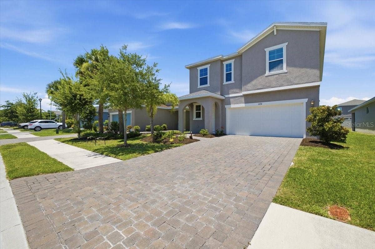 5718 LOS ROBLES COURT, Palmetto, FL 34221 Front Right View of Home