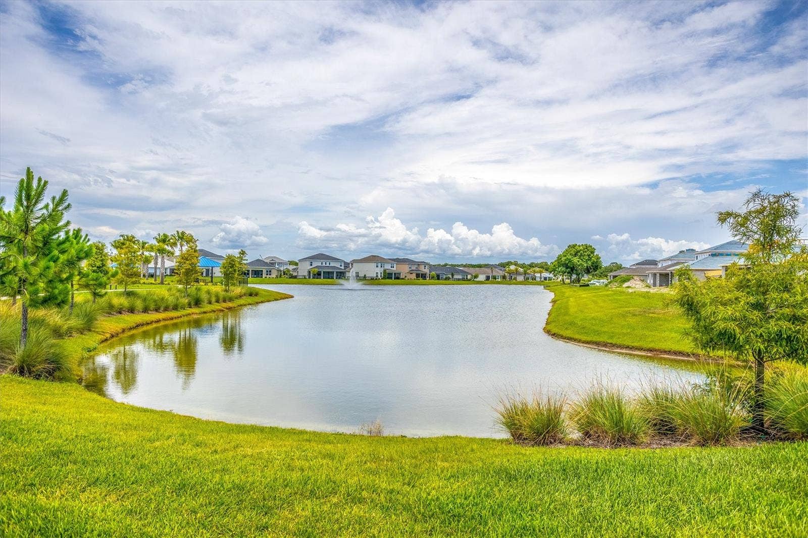 5718 LOS ROBLES COURT, Palmetto, FL 34221 Waterviews surround the community
