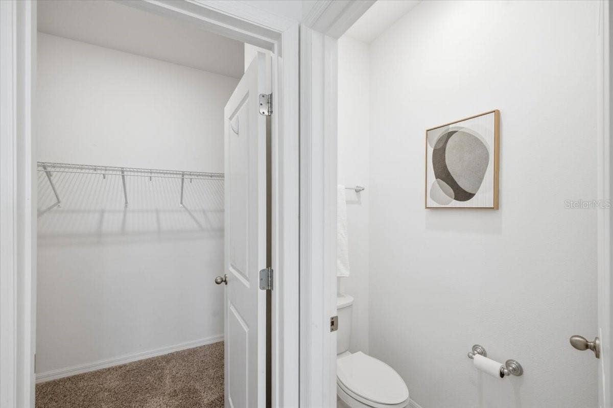 5718 LOS ROBLES COURT, Palmetto, FL 34221 Walk-In Closet and Separate Water Closet