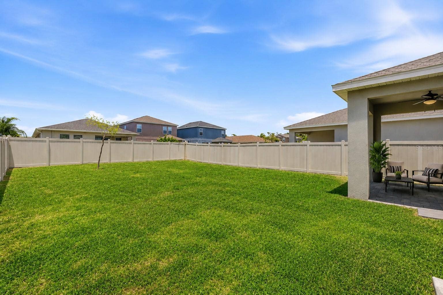 5718 LOS ROBLES COURT, Palmetto, FL 34221 Virtual Staging- Full Scope of Backyard