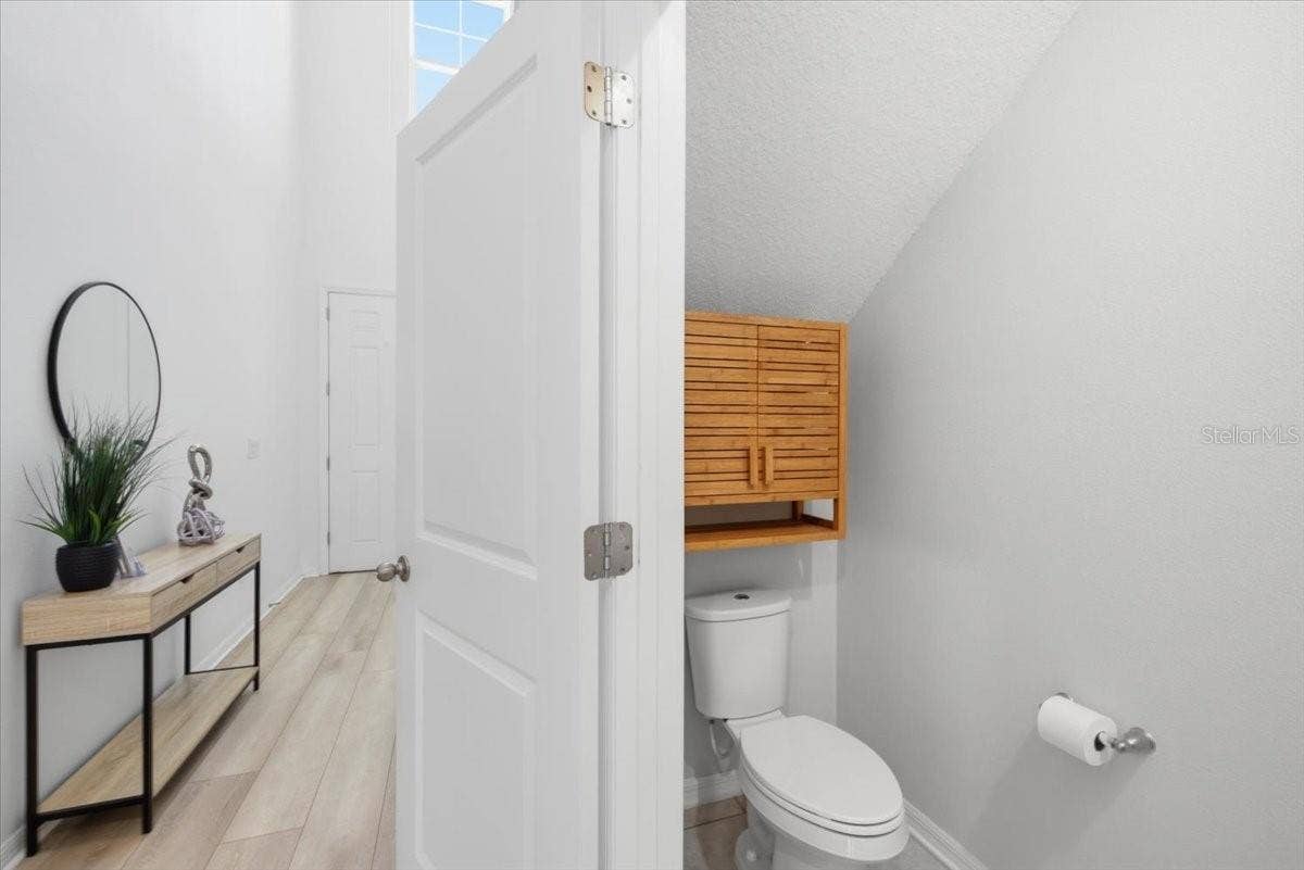 5718 LOS ROBLES COURT, Palmetto, FL 34221 First Floor 1/2 Bath