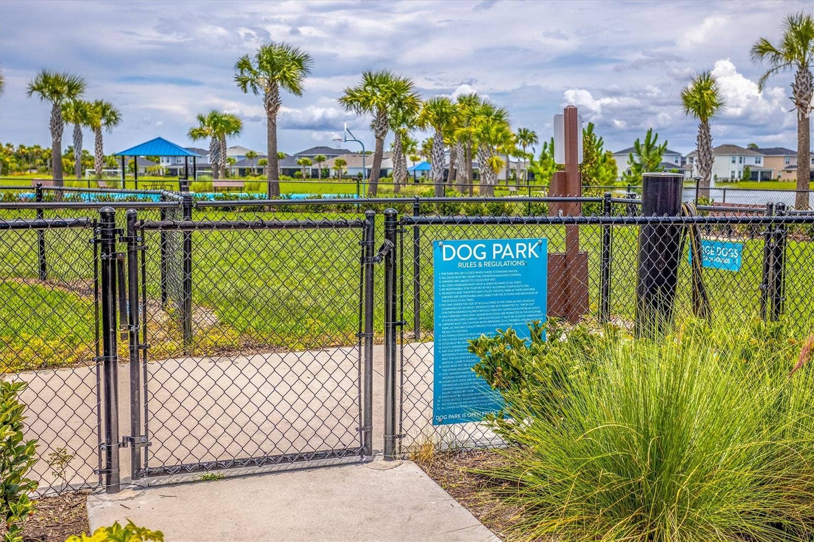 5718 LOS ROBLES COURT, Palmetto, FL 34221 Dog Park- Some for Big & Small/Medium Sized Dogs