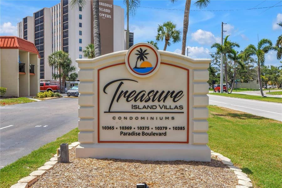 Property photo for 10365 PARADISE BOULEVARD, #27, St Petersburg, FL