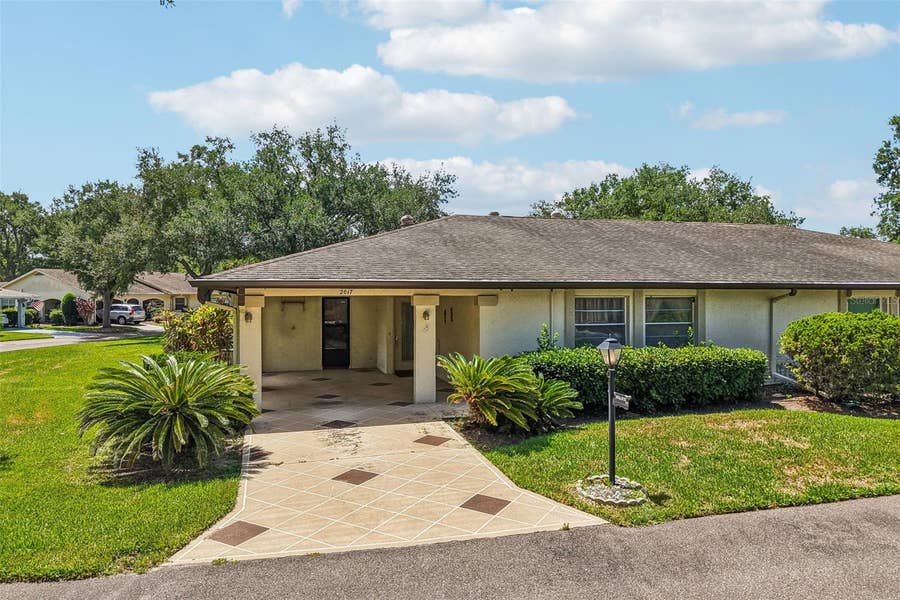 Property photo for 2017 HAMPSTEAD CIRCLE, Sun City Center, FL