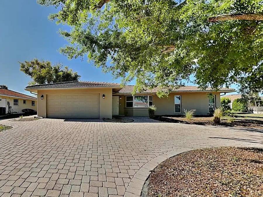 Property photo for 122 VAN DYCK DRIVE, Nokomis, FL