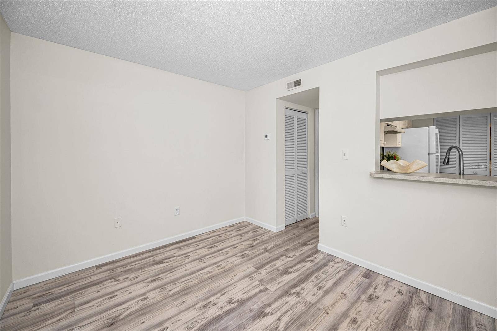 2205 LENNOX ROAD E, #2205, Palm Harbor, FL 34683 2205 LENNOX ROAD E, #2205, Palm Harbor, FL 34683