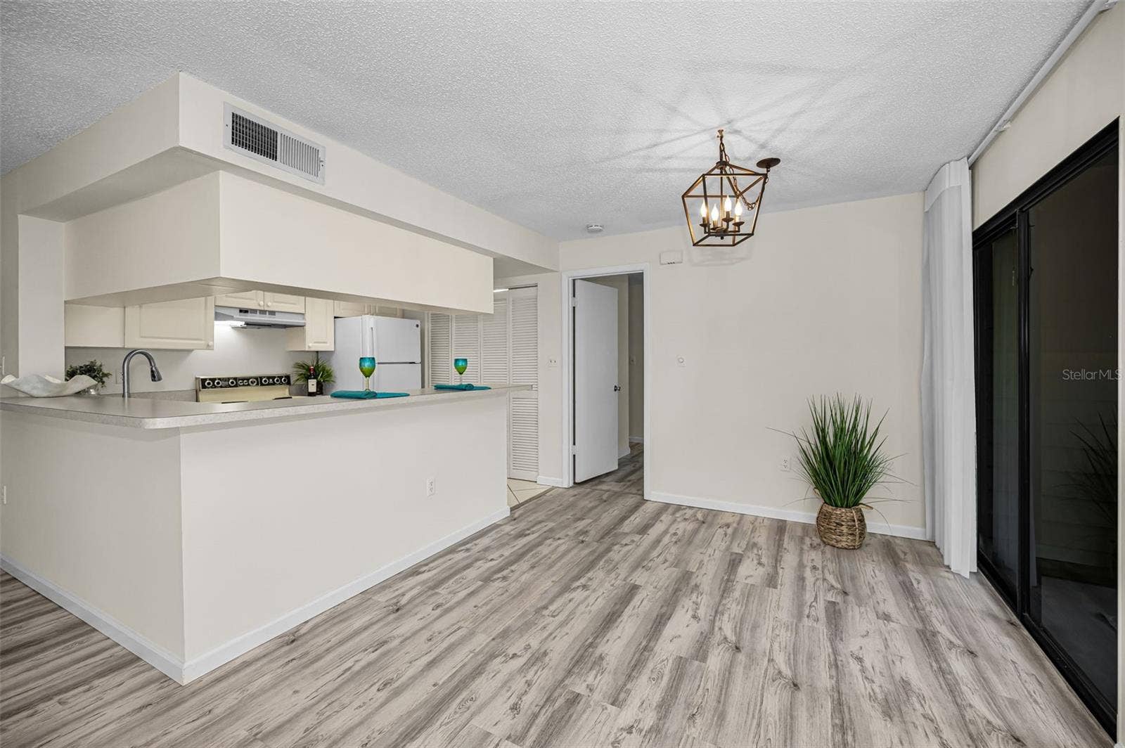 2205 LENNOX ROAD E, #2205, Palm Harbor, FL 34683 2205 LENNOX ROAD E, #2205, Palm Harbor, FL 34683