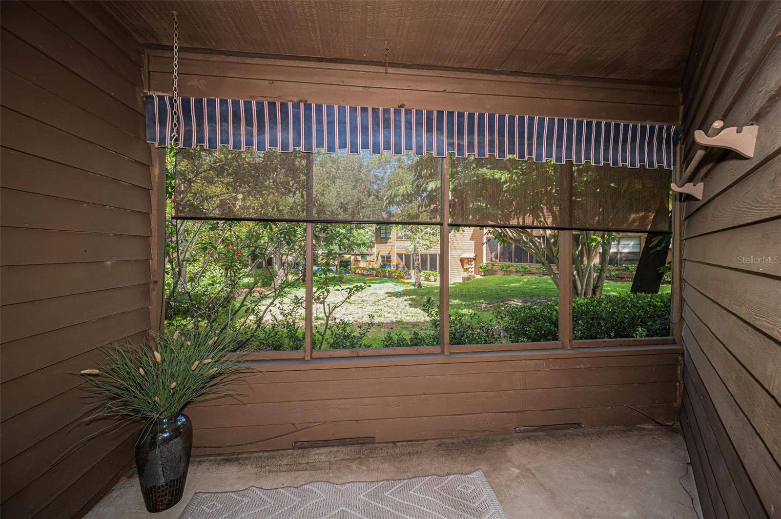 2205 LENNOX ROAD E, #2205, Palm Harbor, FL 34683 Screened Porch