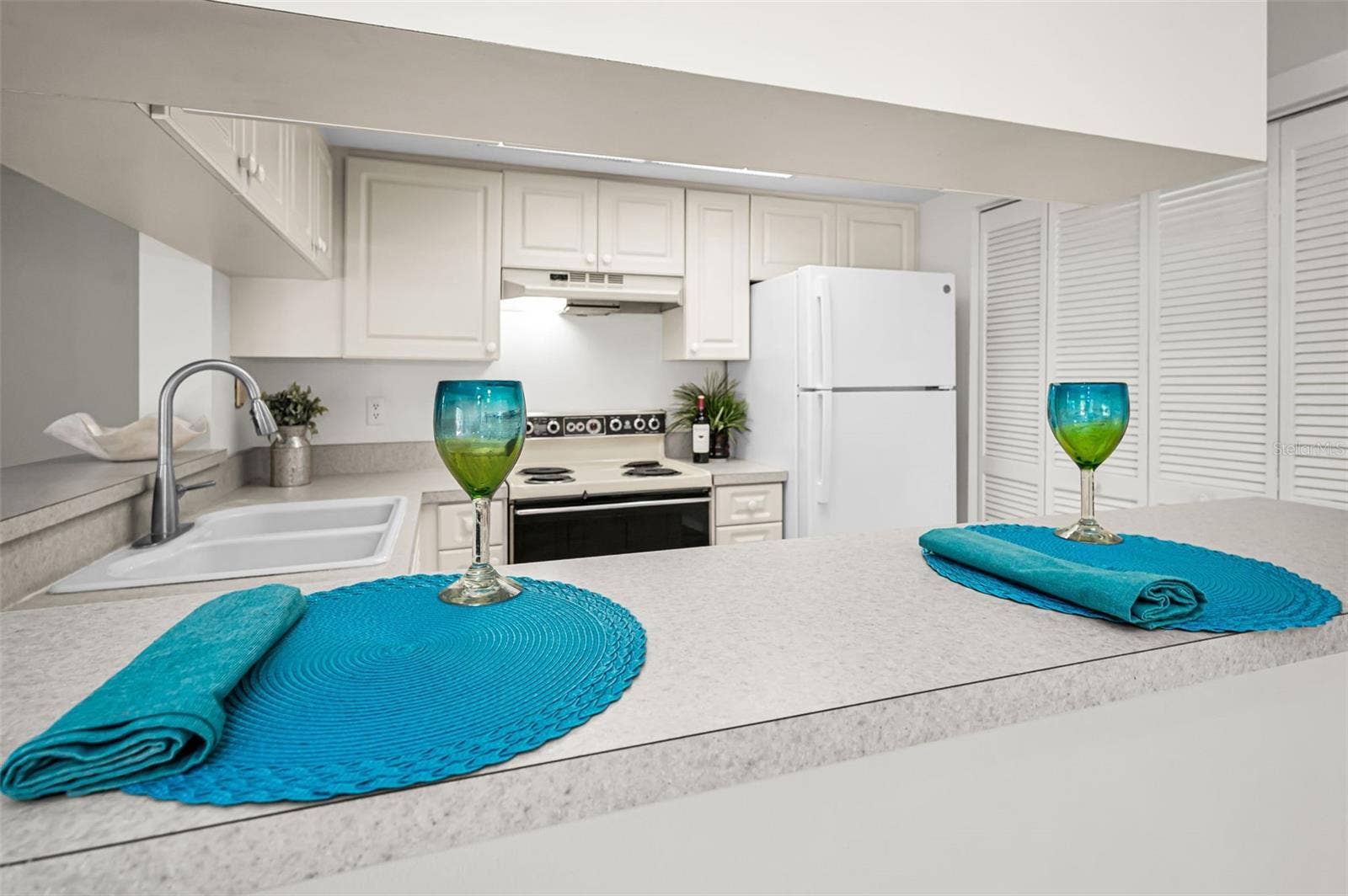 2205 LENNOX ROAD E, #2205, Palm Harbor, FL 34683 2205 LENNOX ROAD E, #2205, Palm Harbor, FL 34683